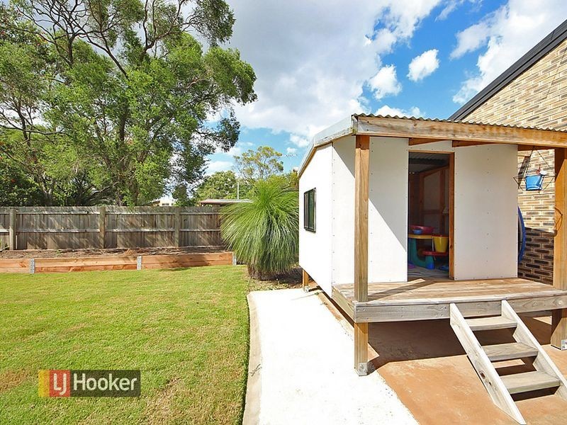 45 Melinda Court, Kallangur QLD 4503