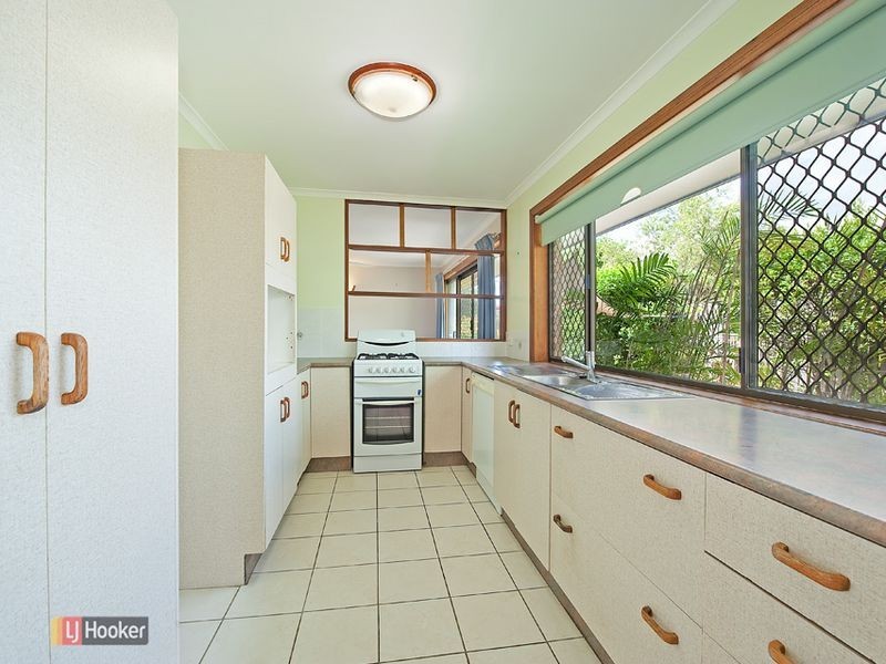 15 Augustins Crescent, Petrie QLD 4502