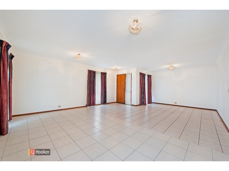 13 Ravenscraig Court, Kallangur QLD 4503