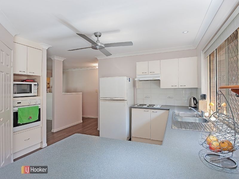 33 Butterfly Drive, Kallangur QLD 4503