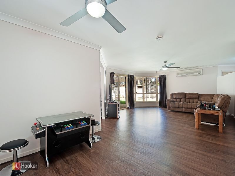 33 Butterfly Drive, Kallangur QLD 4503