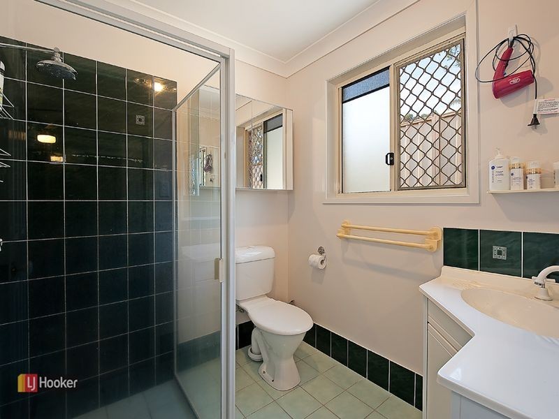 33 Butterfly Drive, Kallangur QLD 4503