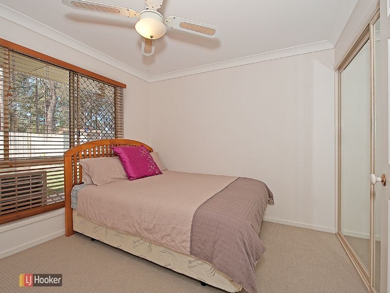 33 Butterfly Drive, Kallangur QLD 4503