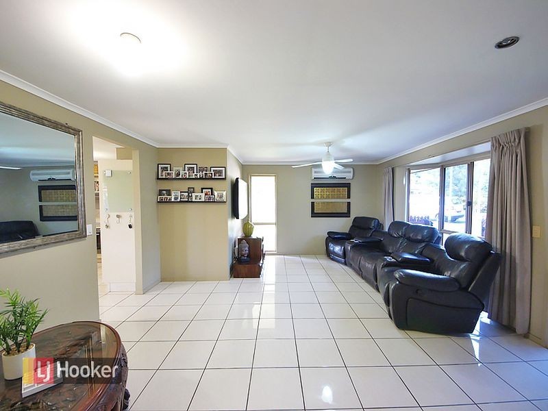 17 Walton Crescent, Murrumba Downs QLD 4503