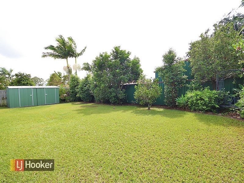 17 Walton Crescent, Murrumba Downs QLD 4503