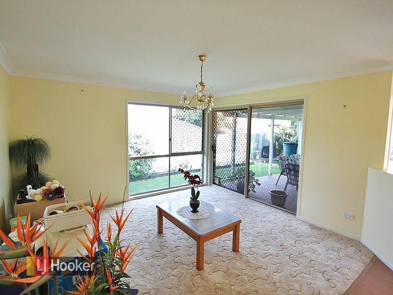 11 Esk Place, Kallangur QLD 4503