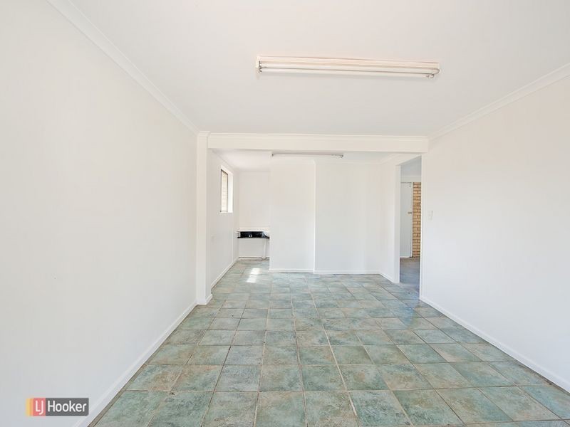 36 Arrakune Crescent, Kallangur QLD 4503