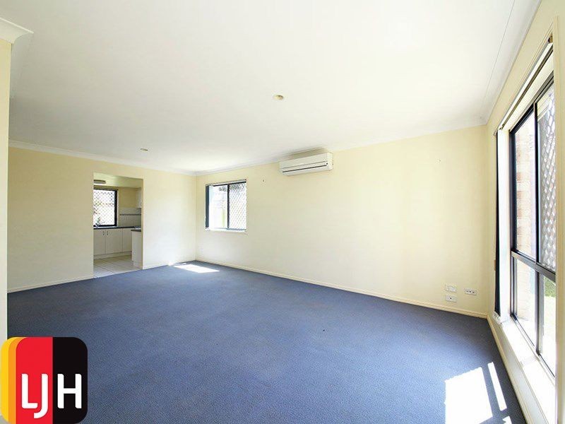 26 Mowbray Court, Kallangur QLD 4503