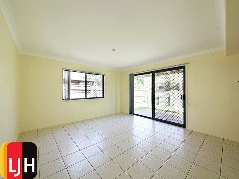 26 Mowbray Court, Kallangur QLD 4503