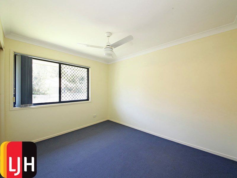 26 Mowbray Court, Kallangur QLD 4503