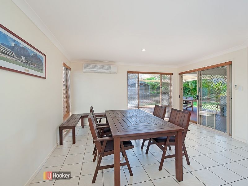 7 Brimstone Court, Kallangur QLD 4503