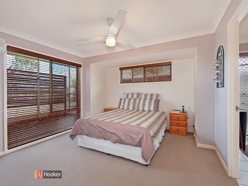 7 Brimstone Court, Kallangur QLD 4503