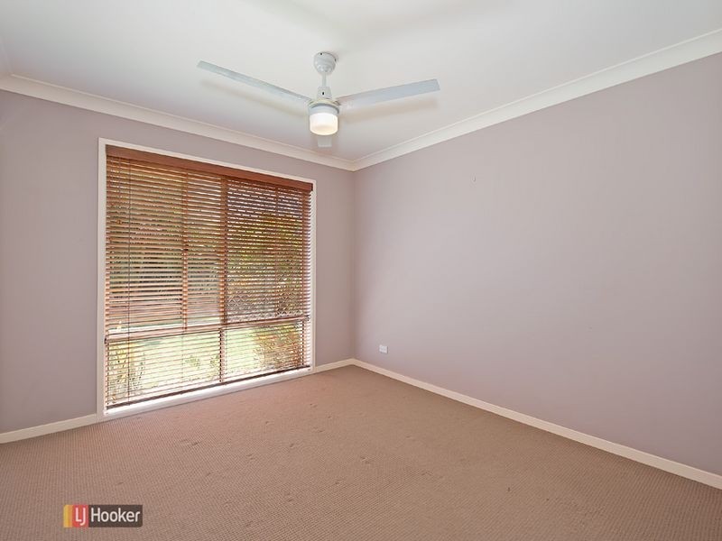 7 Brimstone Court, Kallangur QLD 4503