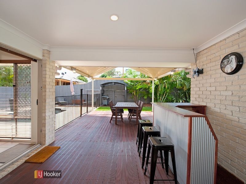 7 Brimstone Court, Kallangur QLD 4503