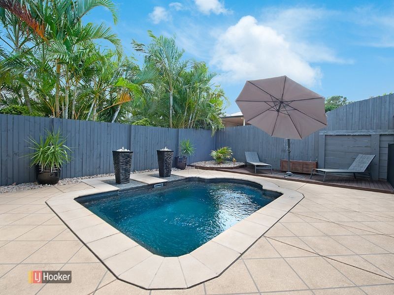 7 Brimstone Court, Kallangur QLD 4503