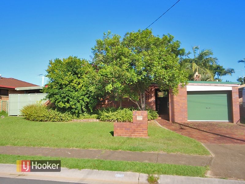 33 Andracia Street, Kallangur QLD 4503