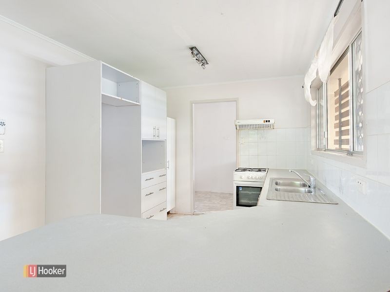 188 School Road, Kallangur QLD 4503