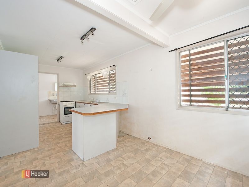 188 School Road, Kallangur QLD 4503