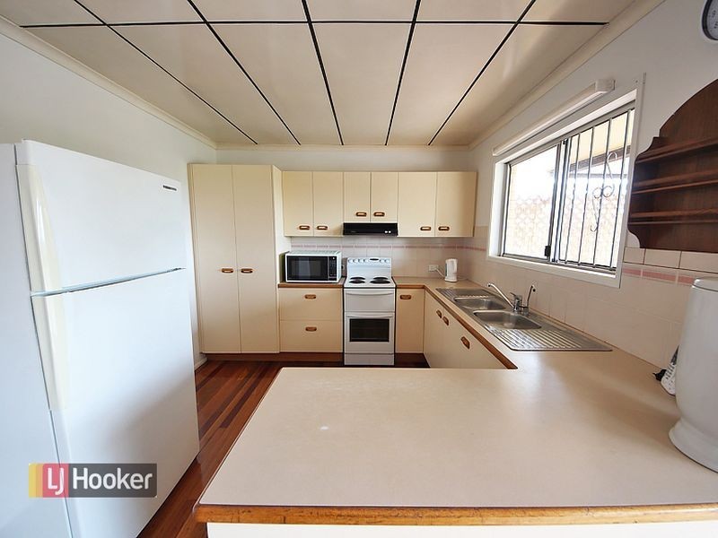 15 Lintone Street, Kallangur QLD 4503