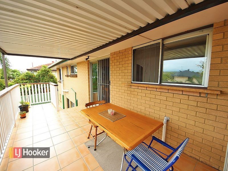 15 Lintone Street, Kallangur QLD 4503