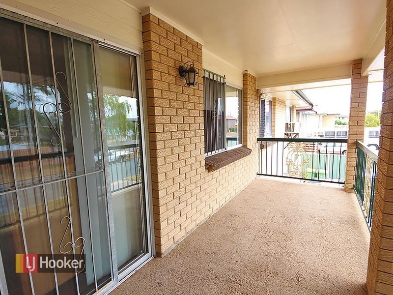 15 Lintone Street, Kallangur QLD 4503