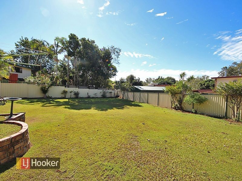 18 Lavercombe Drive, Kallangur QLD 4503