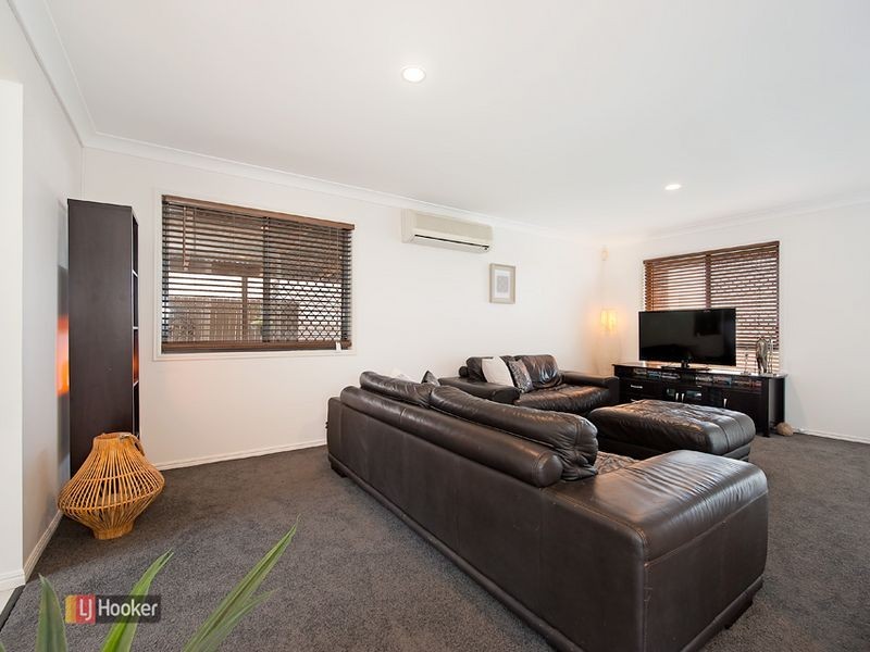 28 Mowbray Court, Kallangur QLD 4503