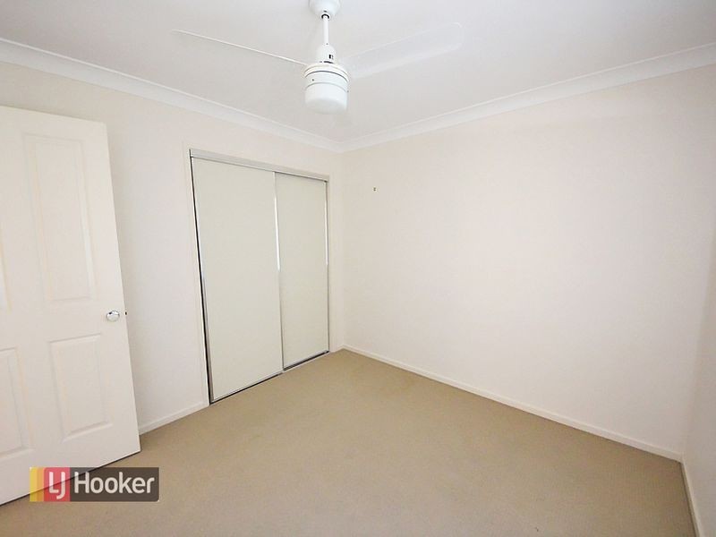 10 Tamari Place, Petrie QLD 4502