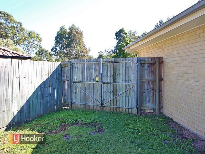 10 Tamari Place, Petrie QLD 4502