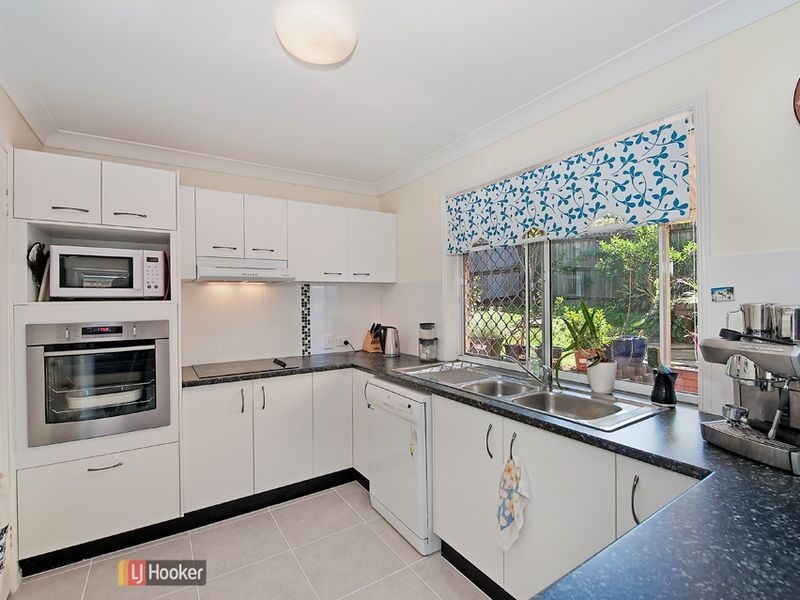 4 Byron Court, Kallangur QLD 4503