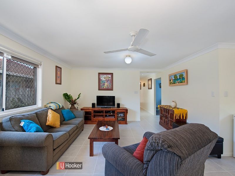 4 Byron Court, Kallangur QLD 4503