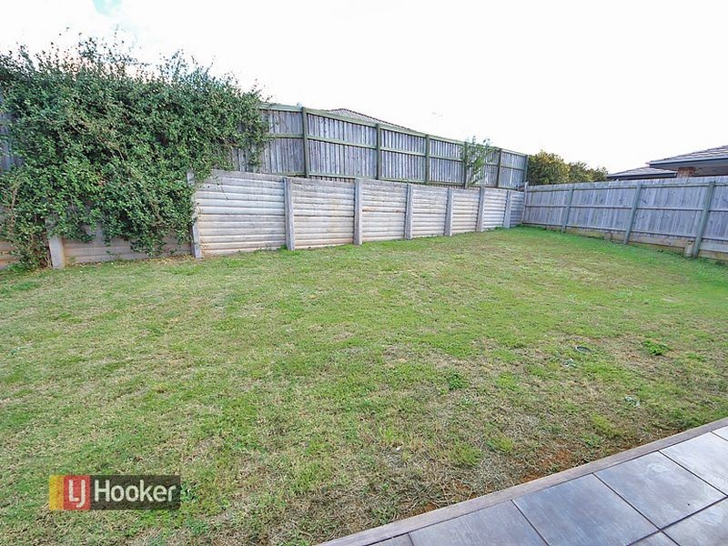 13 Apache Street, Dakabin QLD 4503