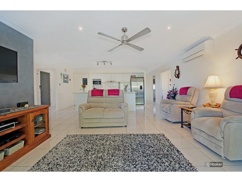 39 Diane Parade, Kallangur QLD 4503