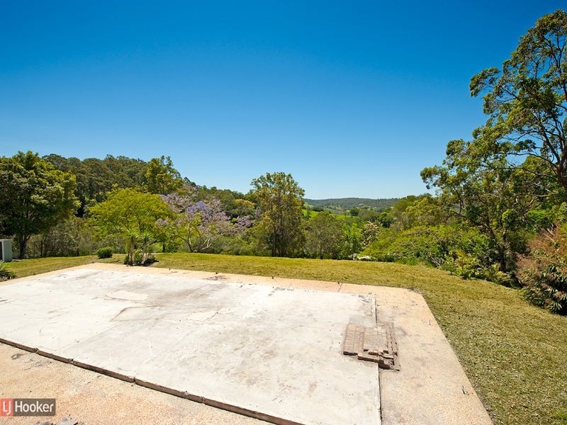 40 Branch Creek Road, Clear Mountain QLD 4500