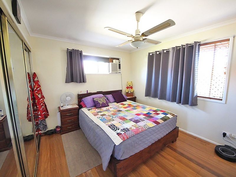 12 Arrakune Crescent, Kallangur QLD 4503