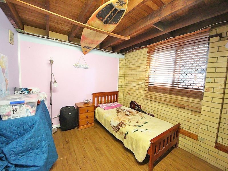 12 Arrakune Crescent, Kallangur QLD 4503