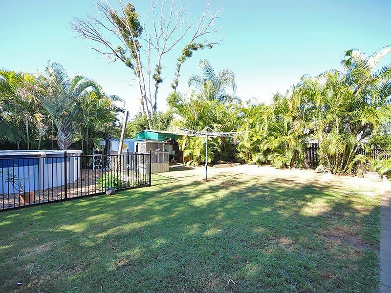 12 Arrakune Crescent, Kallangur QLD 4503