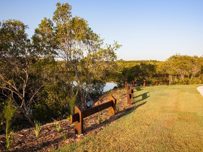 8B River Vista Crescent, Murrumba Downs QLD 4503