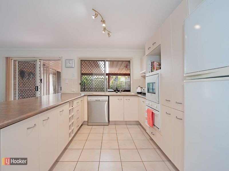 5 Chesterfield Drive, Murrumba Downs QLD 4503