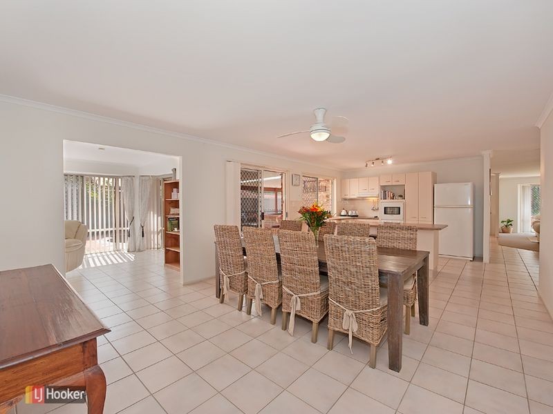 5 Chesterfield Drive, Murrumba Downs QLD 4503