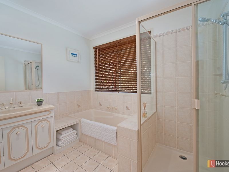 5 Chesterfield Drive, Murrumba Downs QLD 4503