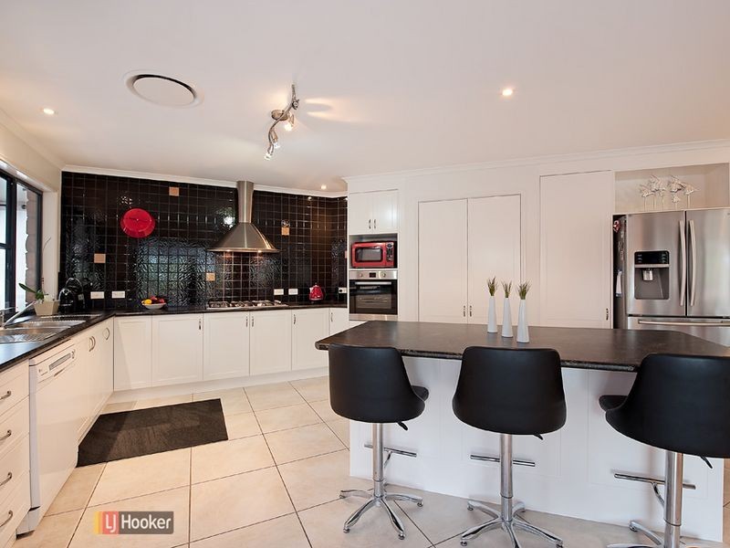 5 Barrington Close, Murrumba Downs QLD 4503