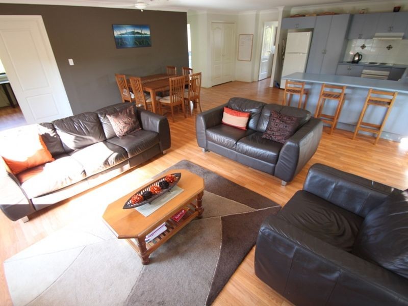Kallangur QLD 4503