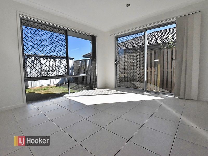 12 Honeyeater Crescent, Dakabin QLD 4503