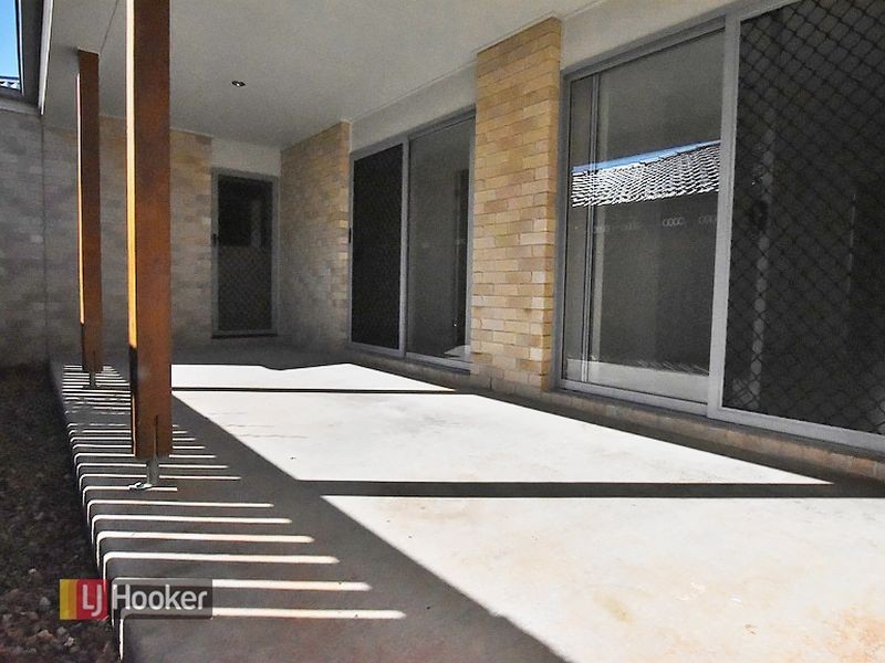 12 Honeyeater Crescent, Dakabin QLD 4503