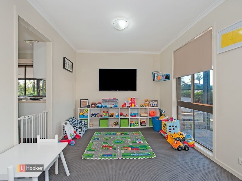 31 Elgata Street, Petrie QLD 4502