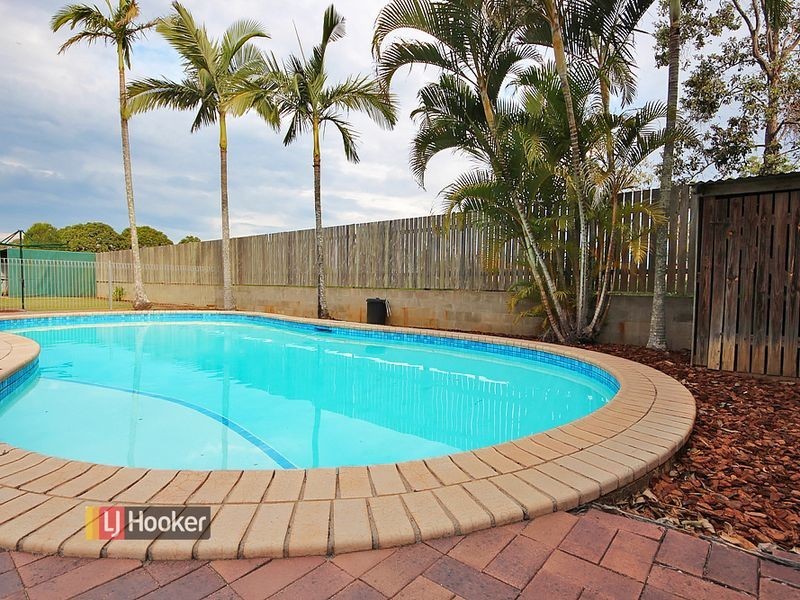 18 Kerr Road West, Kallangur QLD 4503