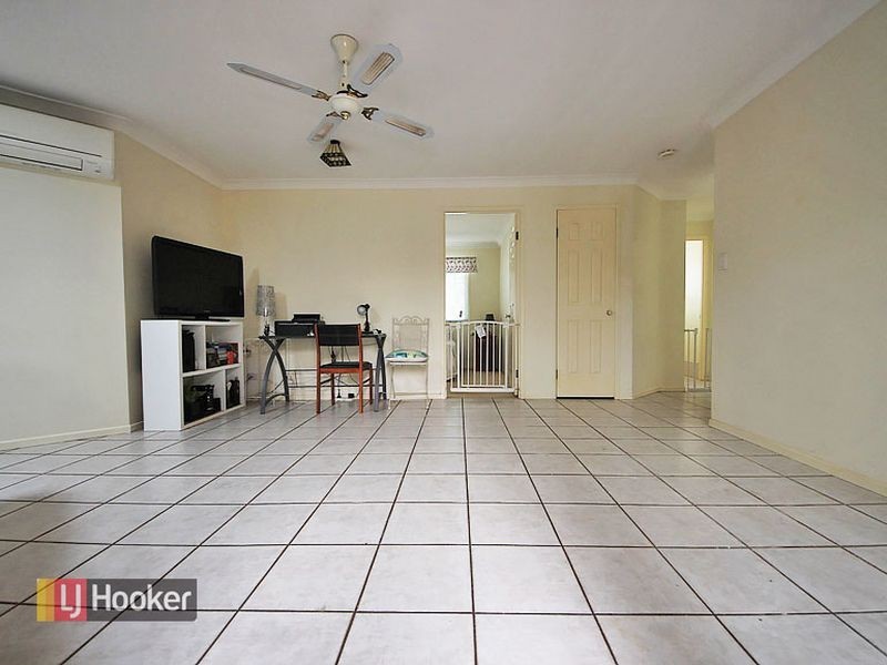 4 Harbord Place, Albany Creek QLD 4035