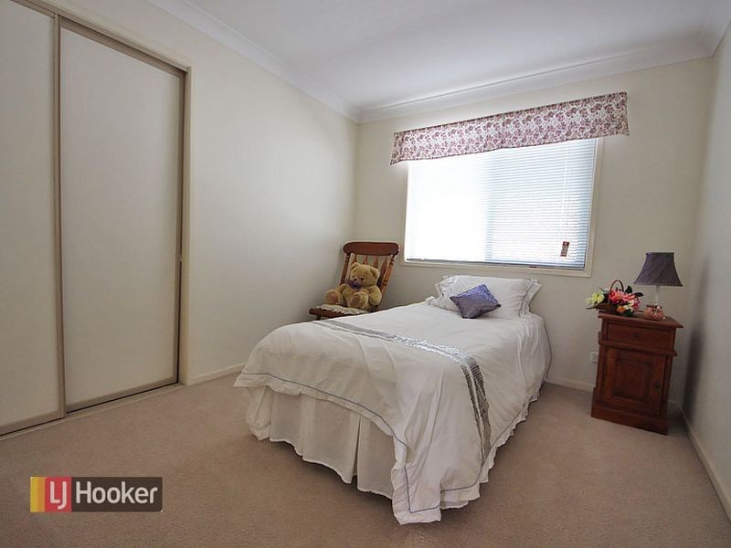 4 Harbord Place, Albany Creek QLD 4035