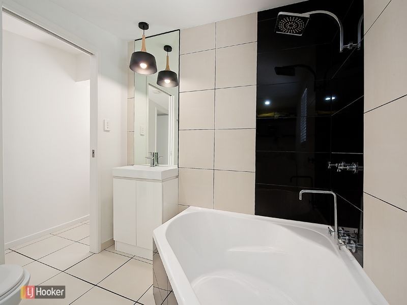 176 Marsden Road, Kallangur QLD 4503